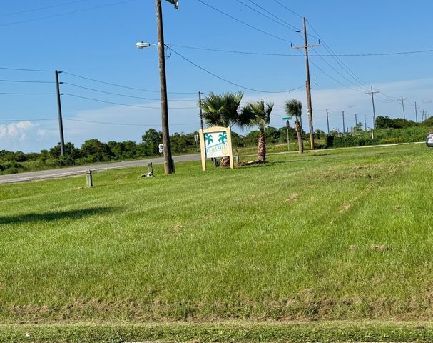 982 S Melody Lane, Crystal Beach, TX 77650