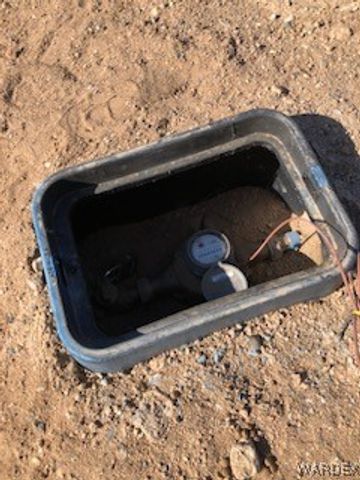 6671 W Brook Drive, Golden Valley, AZ 86413