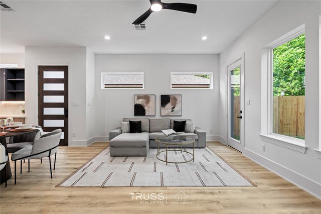 6117 Grace Lane, Houston, TX 77021