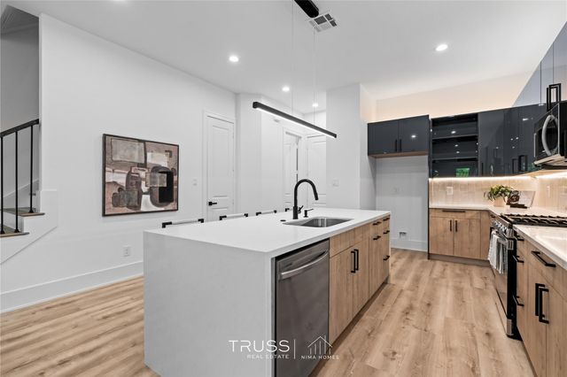 6117 Grace Lane, Houston, TX 77021