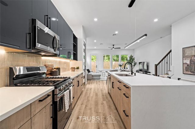 6117 Grace Lane, Houston, TX 77021