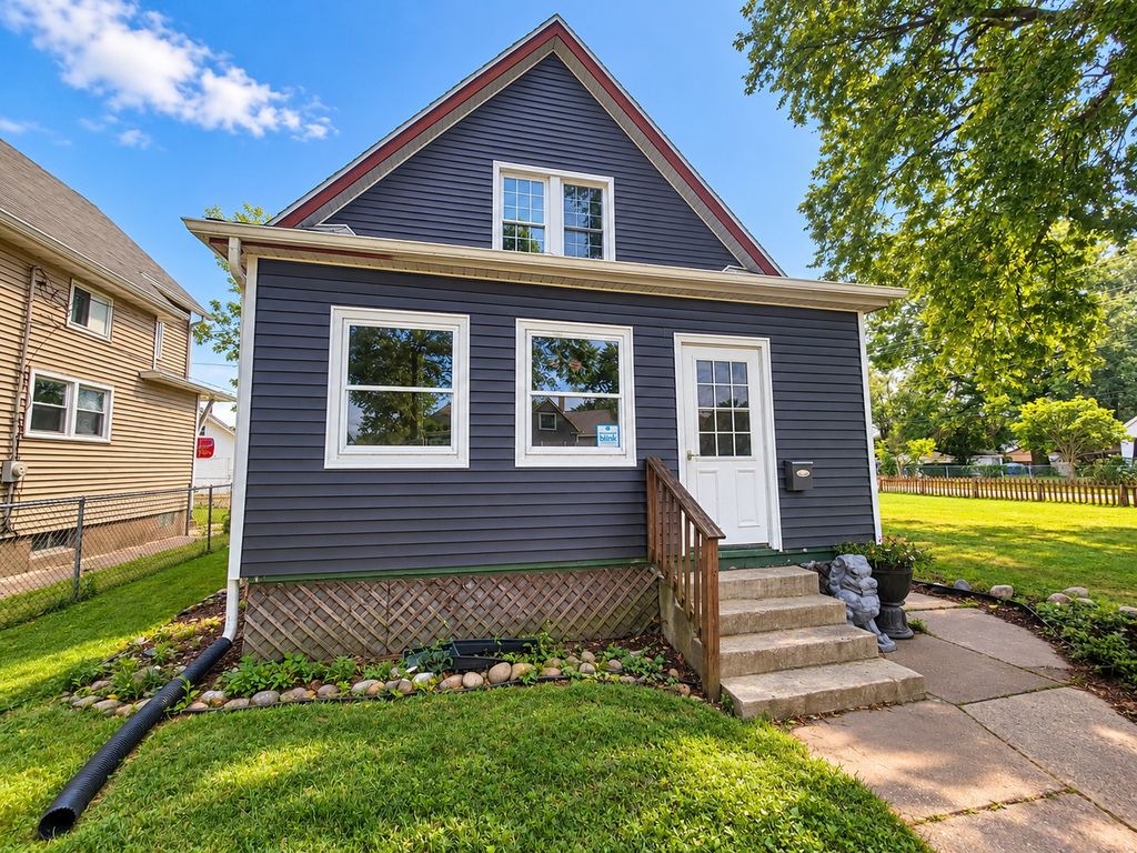 2815 Boies Avenue, Davenport, IA 52802