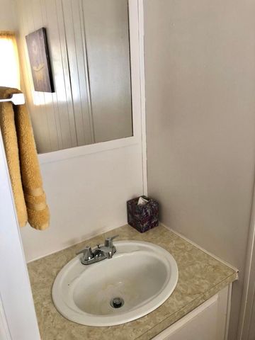 74711 Dillon Rd Spc 323, Desert Hot Springs, CA 92241
