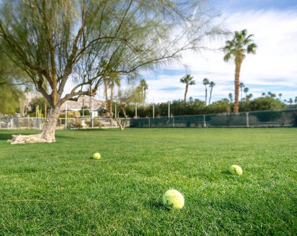 74711 Dillon Rd Spc 323, Desert Hot Springs, CA 92241