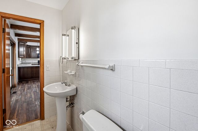 7027 Forest Park Drive, Indianapolis, IN 46217