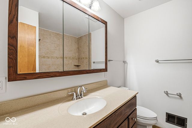 7027 Forest Park Drive, Indianapolis, IN 46217