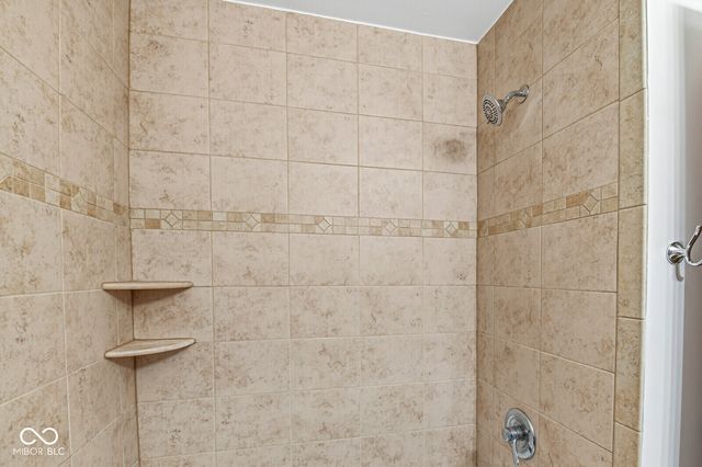 7027 Forest Park Drive, Indianapolis, IN 46217