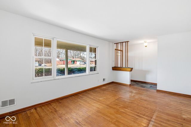 7027 Forest Park Drive, Indianapolis, IN 46217