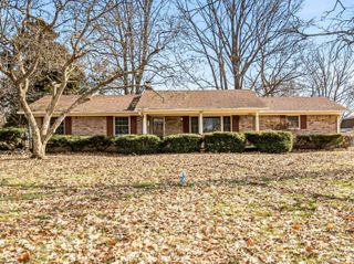 7027 Forest Park Drive, Indianapolis, IN 46217