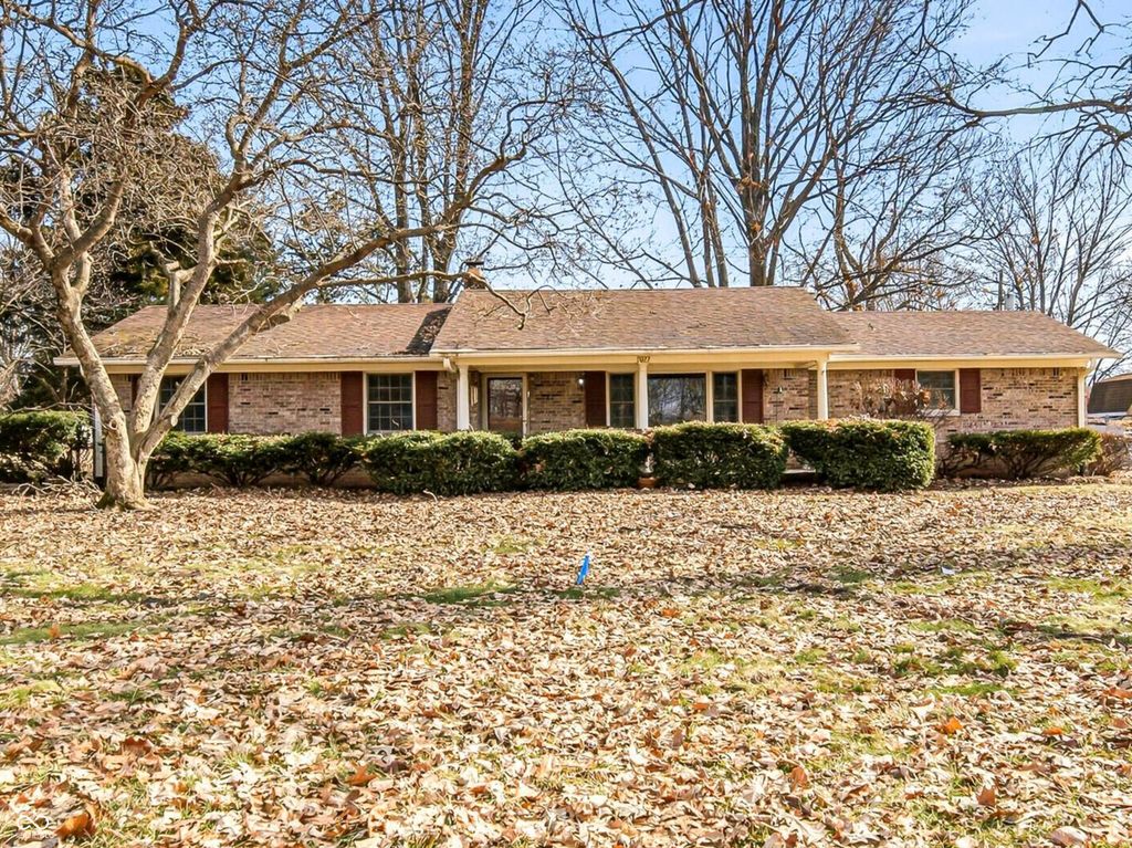 7027 Forest Park Drive, Indianapolis, IN 46217