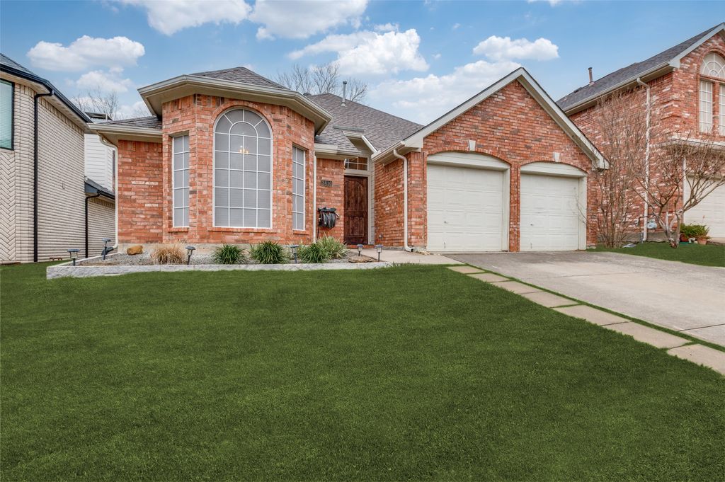3810 Antioch Circle, Carrollton, TX 75007