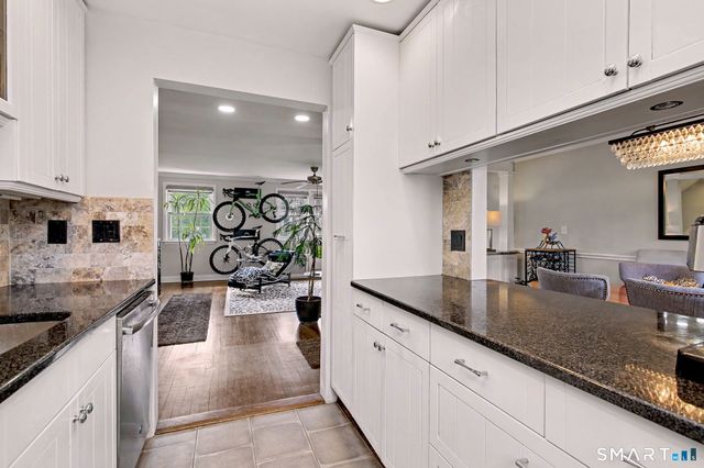 128 Putnam Park 128, Greenwich, CT 06830