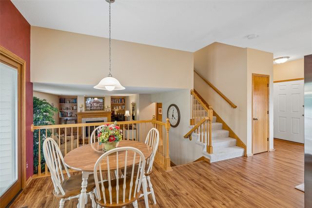 2305 NW Maple Street, Ankeny, IA 50023