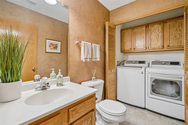 2305 NW Maple Street, Ankeny, IA 50023