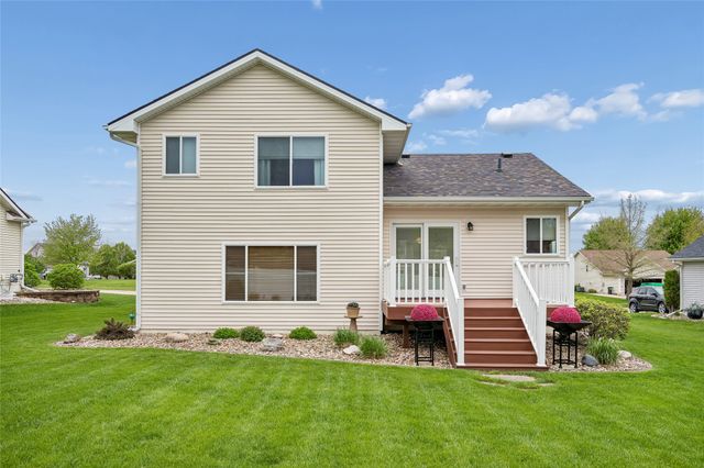 2305 NW Maple Street, Ankeny, IA 50023