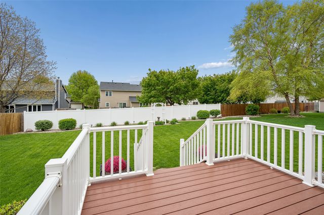 2305 NW Maple Street, Ankeny, IA 50023