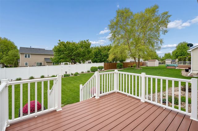 2305 NW Maple Street, Ankeny, IA 50023