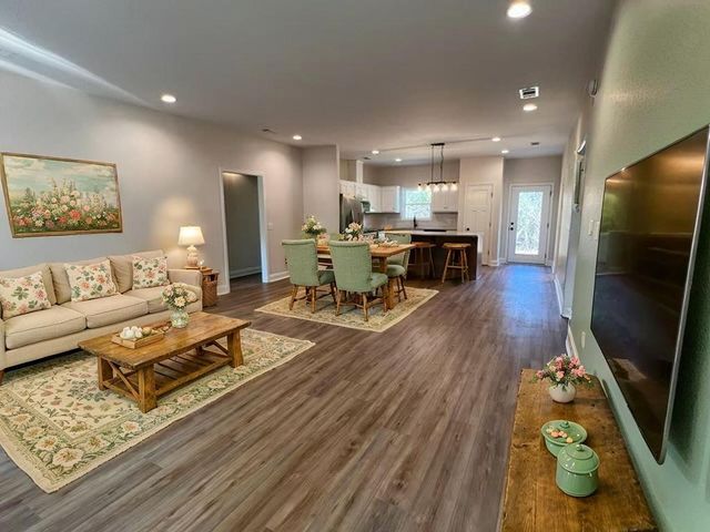 1251 S L Street, Pine Mountain Valley, GA 31823