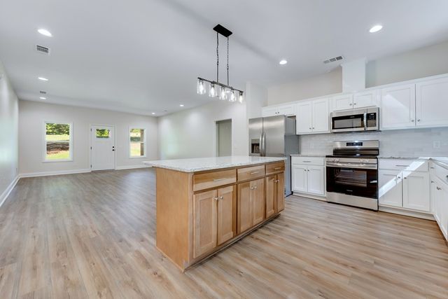 1251 S L Street, Pine Mountain Valley, GA 31823