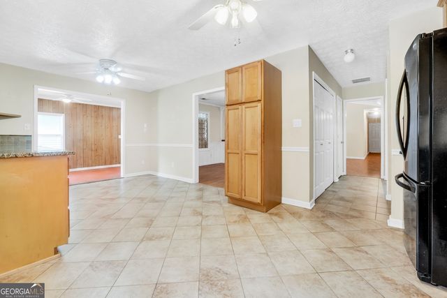 145 Stoneridge Way, Fayetteville, GA 30215