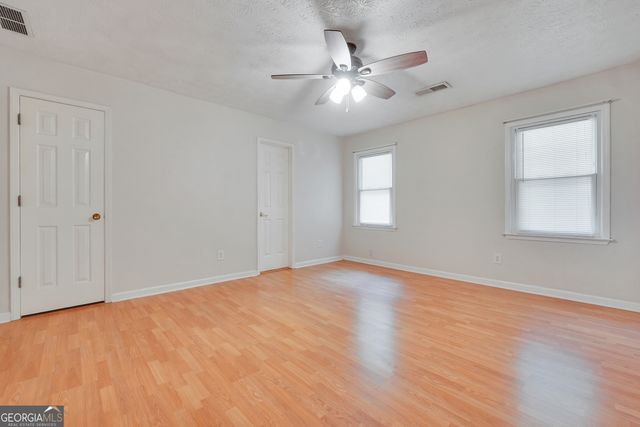 145 Stoneridge Way, Fayetteville, GA 30215