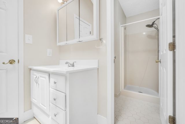 145 Stoneridge Way, Fayetteville, GA 30215