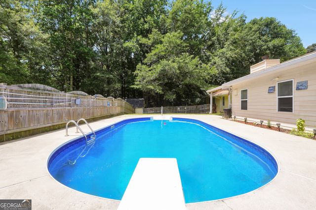 145 Stoneridge Way, Fayetteville, GA 30215