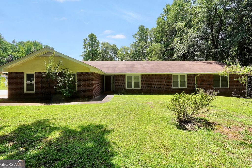 145 Stoneridge Way, Fayetteville, GA 30215