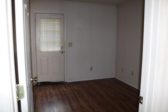 236 M.L.K. Jr Boulevard, Versailles, KY 40383
