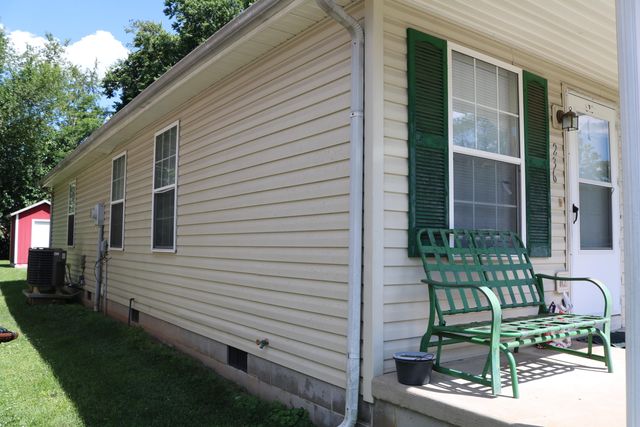 236 M.L.K. Jr Boulevard, Versailles, KY 40383