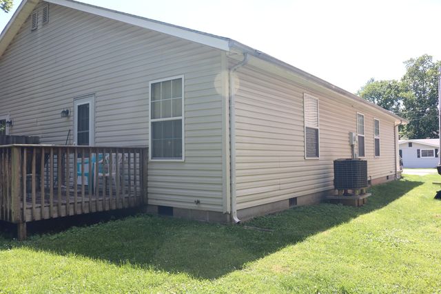 236 M.L.K. Jr Boulevard, Versailles, KY 40383