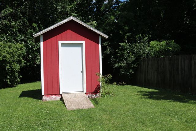 236 M.L.K. Jr Boulevard, Versailles, KY 40383