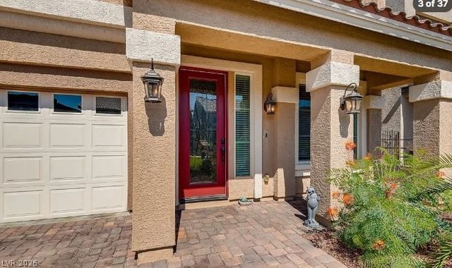 9877 Parador Cellars Court, Las Vegas, NV 89141