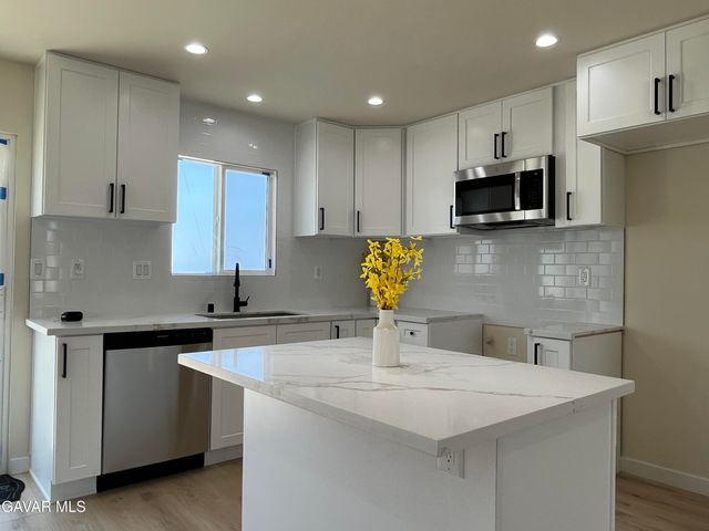 40356 Ronar Street, Palmdale, CA 93591