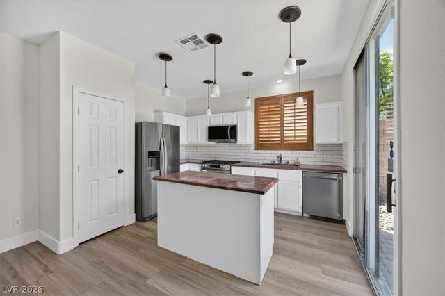 1025 Novara Lane, Las Vegas, NV 89144