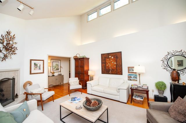 100 Wood Lily Lane, Spartanburg, SC 29307