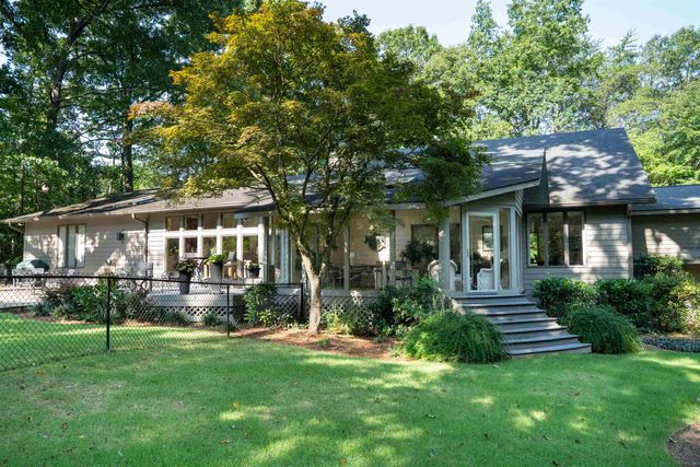100 Wood Lily Lane, Spartanburg, SC 29307