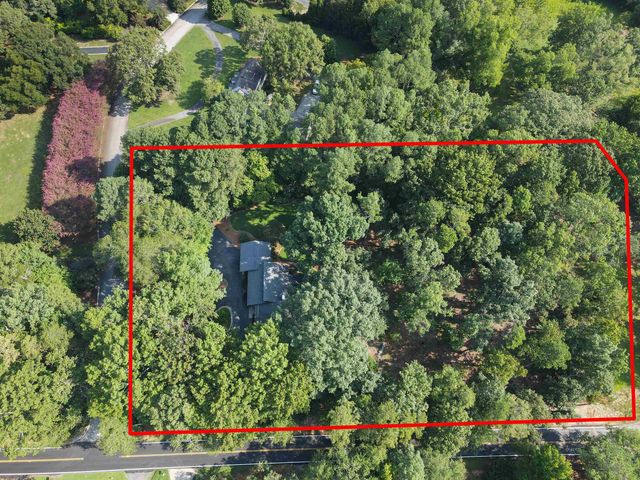 100 Wood Lily Lane, Spartanburg, SC 29307