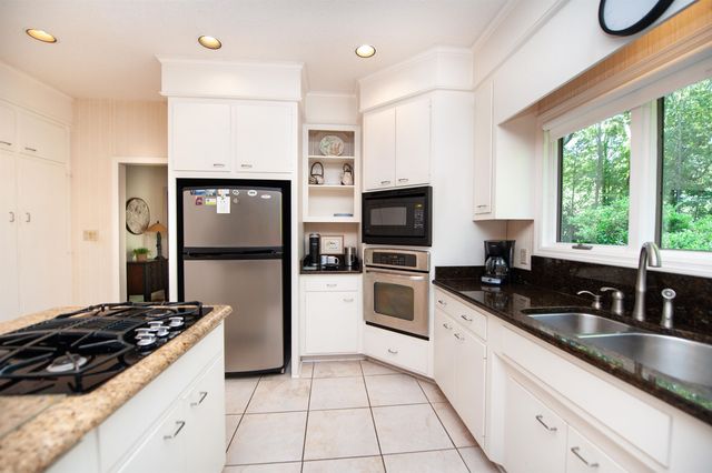 100 Wood Lily Lane, Spartanburg, SC 29307