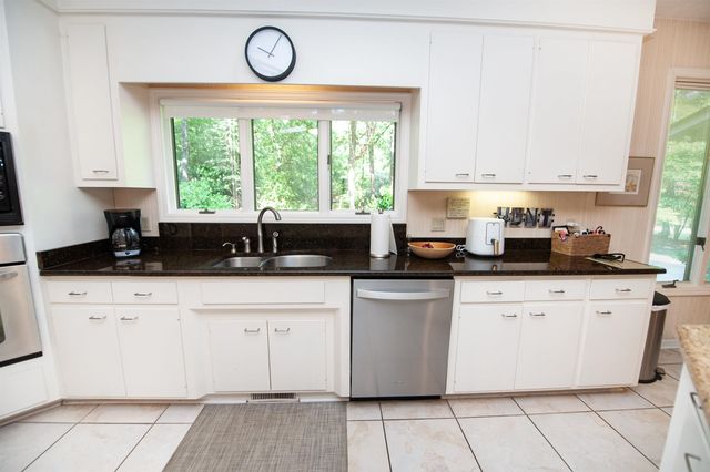 100 Wood Lily Lane, Spartanburg, SC 29307