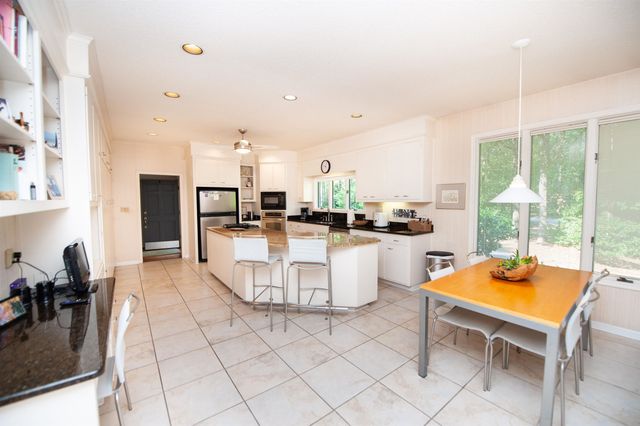 100 Wood Lily Lane, Spartanburg, SC 29307