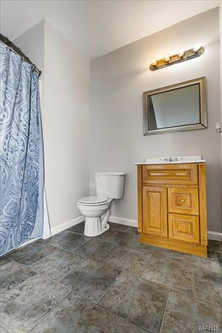 8085 Glen Arbor Drive, Lake St Louis, MO 63367