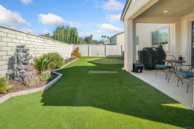 27936 Autumn Ct, Valley Center, CA 92082