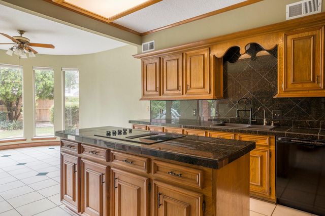 6039 Spanish Oak Way, Spring, TX 77379