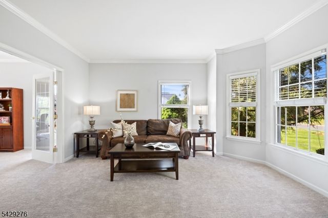 93 Sleepy Hollow Ln, Montgomery Twp., NJ 08502