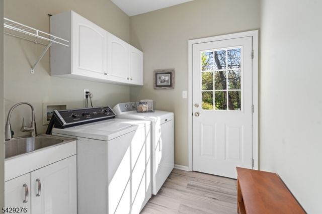 93 Sleepy Hollow Ln, Montgomery Twp., NJ 08502
