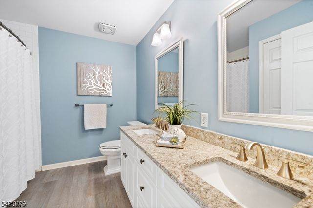 93 Sleepy Hollow Ln, Montgomery Twp., NJ 08502
