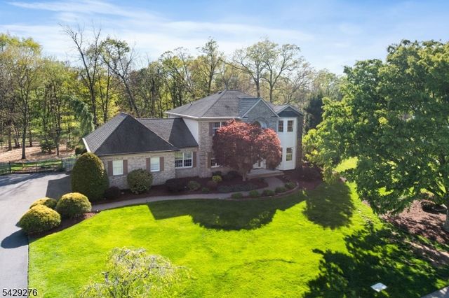 93 Sleepy Hollow Ln, Montgomery Twp., NJ 08502