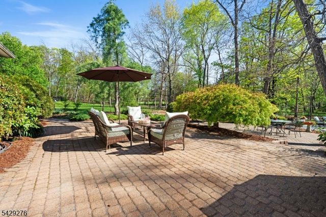 93 Sleepy Hollow Ln, Montgomery Twp., NJ 08502