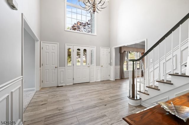 93 Sleepy Hollow Ln, Montgomery Twp., NJ 08502